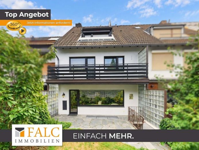 Außergewöhnlich viel Platz für die ganze Familie – großzügiges Reihenhaus in ruhiger Lage – Foto 1