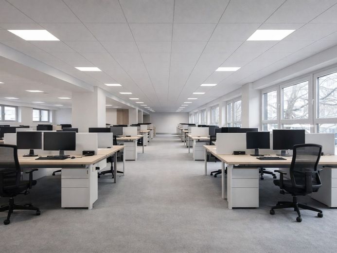 Saniertes Büro am Zülpicher Platz – HSR Visualisierung Büro (4)