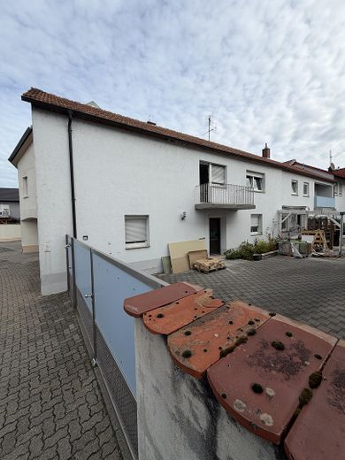 Vollständig renovierte Barrierefreie Wohnung – Foto 3