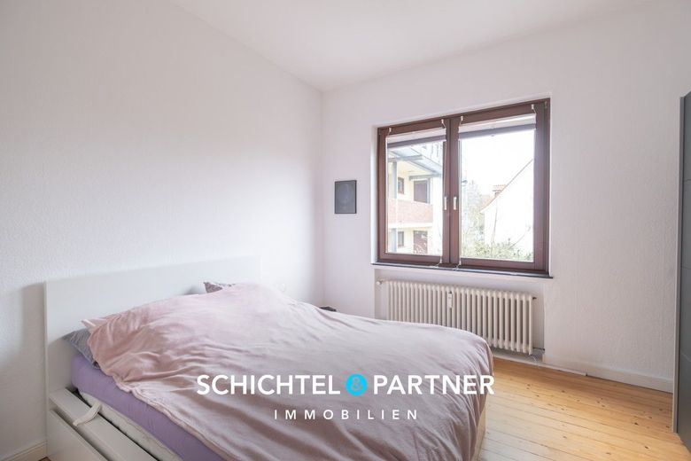 Radio Bremen | Gepflegtes Mehrfamilienhaus mit Potenzial in zentraler Lage – S&amp;P | Schlafzimmer