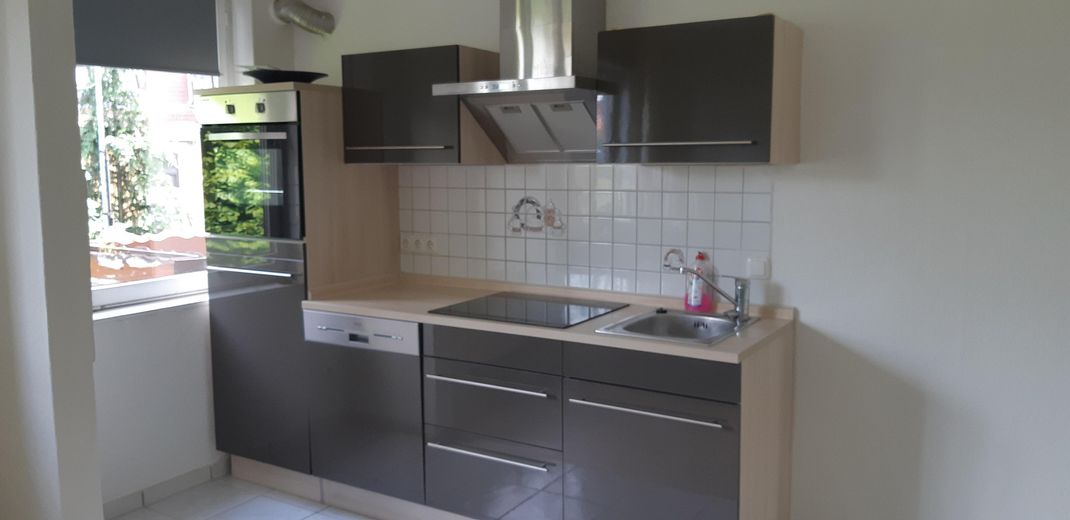 Neustadt: vacant 2-room condominium with balcony in the popular "Flüsseviertel" in Bremen Neustadt – Einbauküche