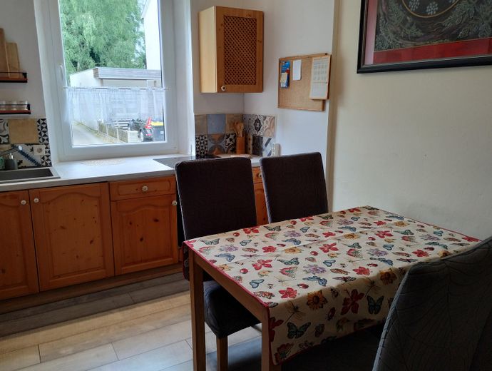 Essen am Küchentisch