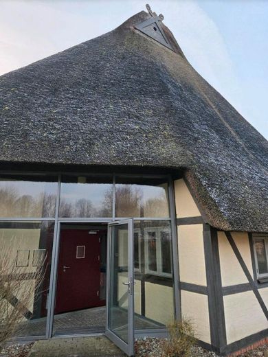 Gewerbefläche mit Sauna/Massageräume in Reetdach-Fachwerkhaus – Foto 10