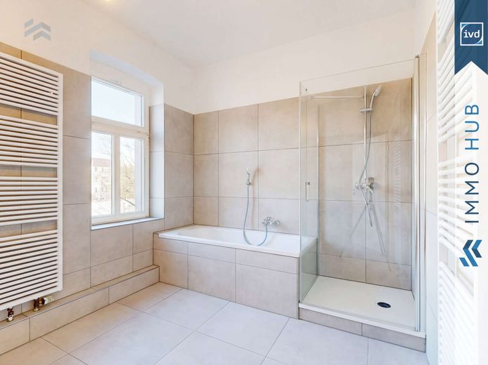 ++ Sofort bezugsfreie und frisch sanierte Maisonnette-Wohnung in Gohlis-Süd  ++ – 5728662-mZmRRm47DaUipXJEsmTGrw4K-Wane_20und_20Dusche.jpg