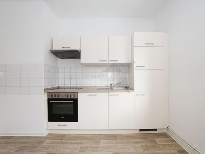 Gemütliche 2-Raum-Wohnung mit NEUER Einbauküche – Foto 1