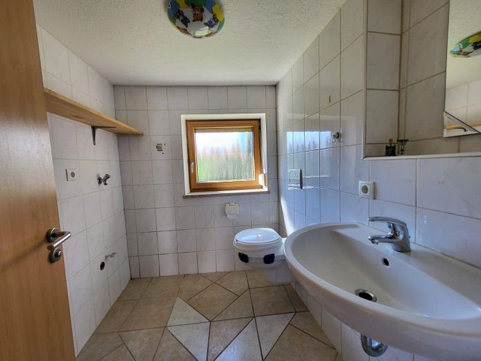 Suerte en Allgäu: elegante casa unifamiliar en ubicación tranquila con taller incluido – Bad 