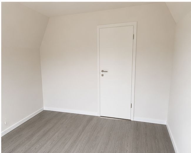 Gemütliche 3-Zimmer-Wohnung (100m²) mit Wohnküche und tollem Ausblick – Wohn-/WG Zimmer (visualisiert)