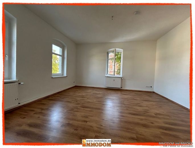 2-Zimmer-Wohnung mit schönem Bad in Wilkau-Hasslau, helle Räume, preiswert zu vermieten! – Wohnen