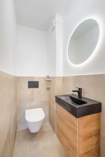 Sofort bezugsfertige 3-Zimmer Wohnung in Augsburg-Haunstetten – kernsaniert, Tiefgaragenstellplatz – Foto 7