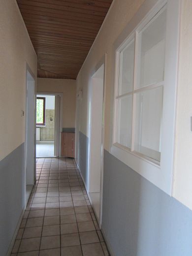 Charmantes Einfamilienhaus – Flur unten