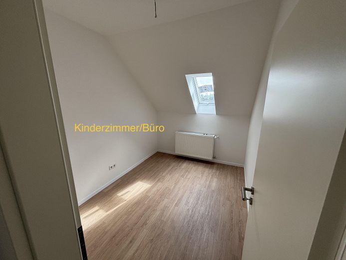 Erstbezug - Frisch sanierte 3,5 Maisonettewohnung mit ca. 75 m² – Kinderzimmer/Büro