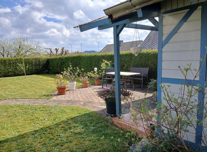 PROVISIONSFREI - Großer, charmanter  Bungalow mit Untergeschoß - keine Renovierungen, nur einziehen! – Gartenhaus u. große Spielwiese