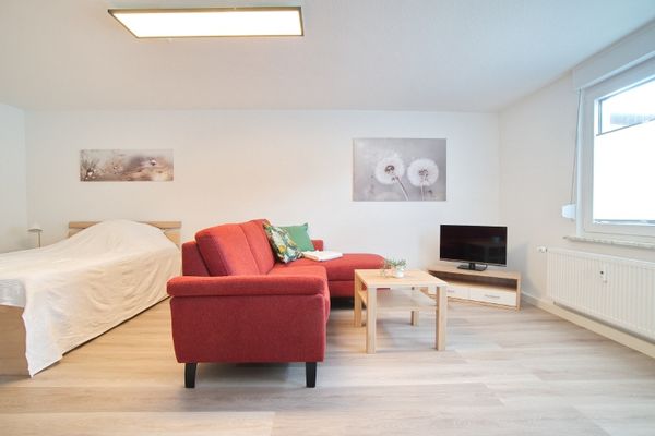 Komfortable, helle Wohnung mit neuer und hochwertiger Ausstattung, sehr ruhig gelegen