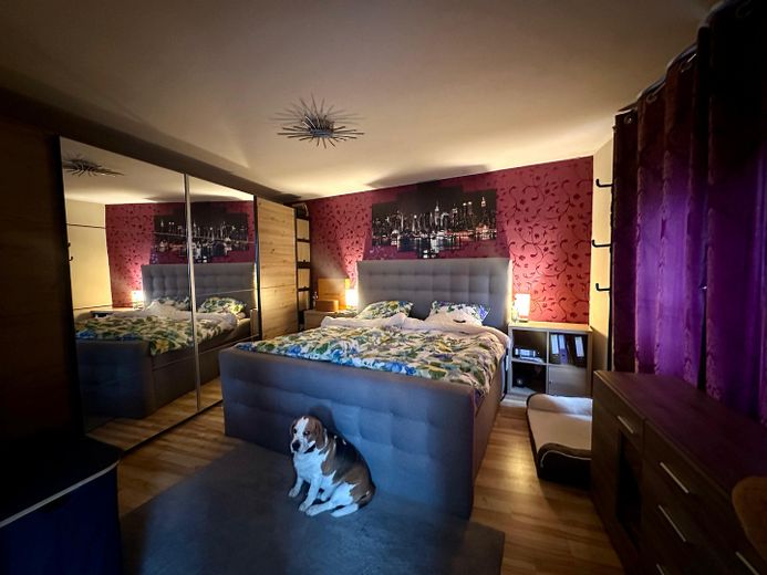 Schlafzimmer UG