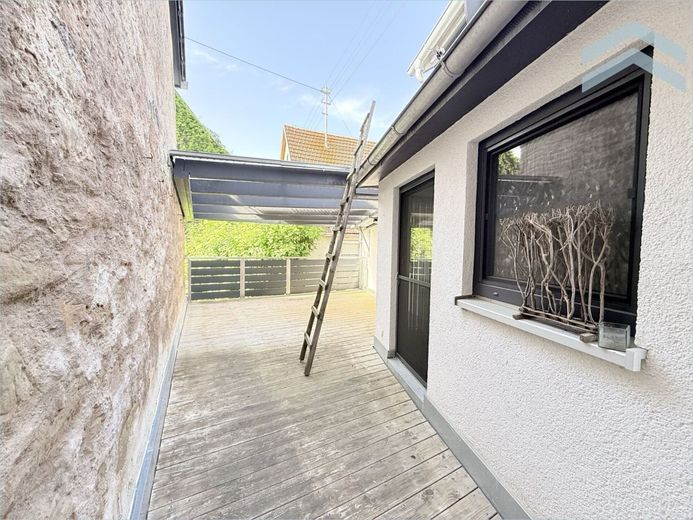 Familienhaus mit Charme &amp; Ausbaupotenzial, 2017 saniert – Balkon |OG