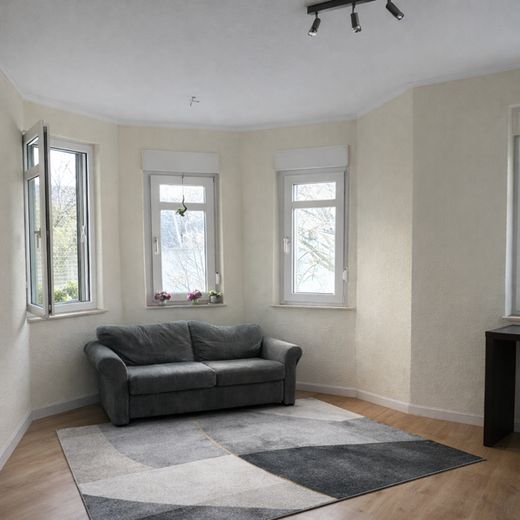 Ruheoase in zentraler Lage in Marl - ein Haus, unzählige Möglichkeiten – Erkerzimmer 1. OG (bearbeitet)