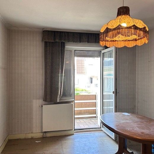 2 Stock Wohnzimmer Sicht auf Balkon