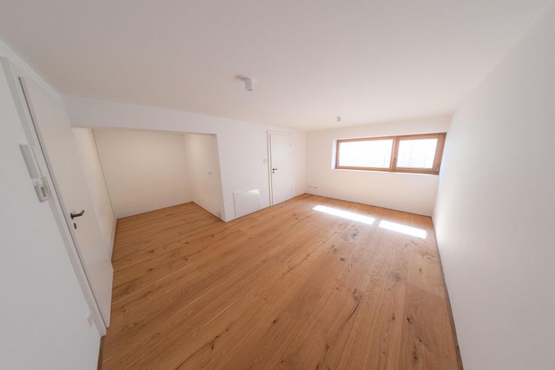 Büro UG
