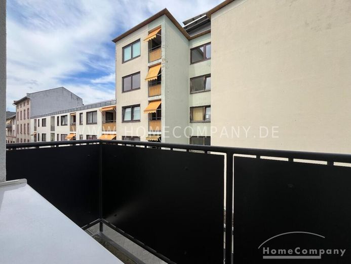 Nordend 8072675 Neu möbliert  &  ausgestattete 3-Zimmerwohnung im belibeten Frankfurter Nordend – 6f8c4af1056271f9db0e4dab95051015f7bea4b7.jpg