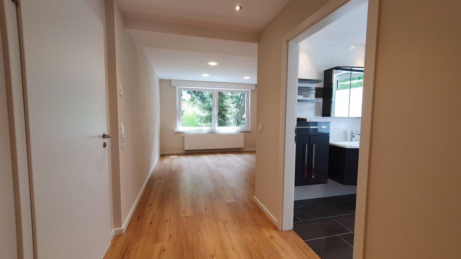 Detached house with granny apartment, pool and large garden in Remscheid Süd – Einliegerwohnung Schlafzi. 1