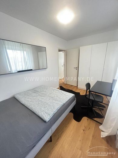 Modern möblierte 2-Zimmer-Wohnung mit Balkon in Sendling mit 2 Schlafzimmern – 491b83b0c35b602164883a925a34e92a625515af.jpg