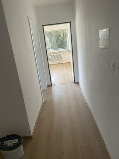 Многоквартирный дом с потенциалом роста стоимости в превосходном месте – San. Wohnung UG Flur