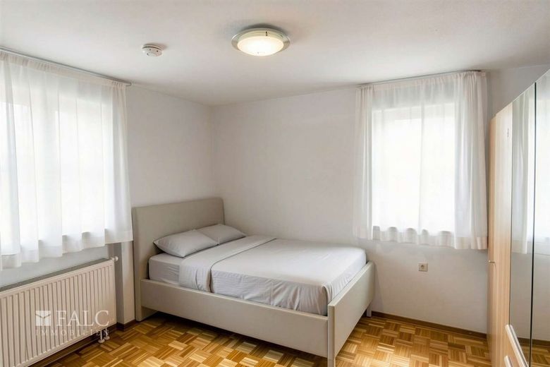 Kapitalanleger aufgepasst! – Schlafzimmer - (KI generiert)