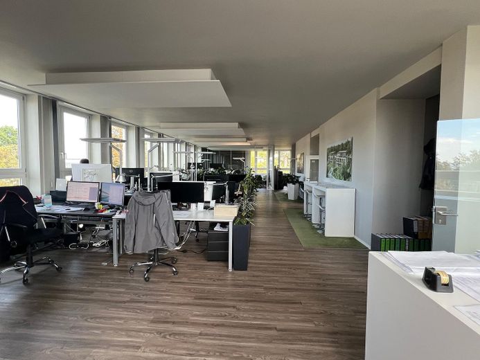Repräsentative Büroeinheit 250,35 m² im Hochhaus – Gebäude 30 3. OG – Büroraum möbliert