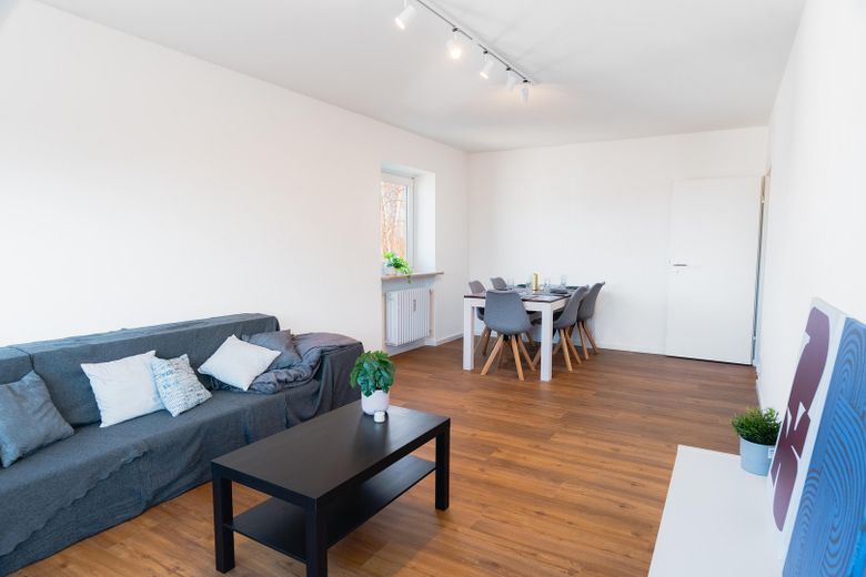 Wohn-Esszimmer Ansicht 1