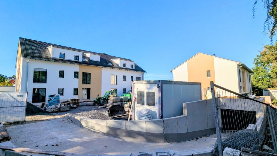 Yeni binada zemin katta 4 odalı daire, ilk kullanım, teras + bahçe, ankastre mutfak, Wallbox donanımlı kapalı otopark yeri – Hausnr. 94, Abfahrt Tiefgarage