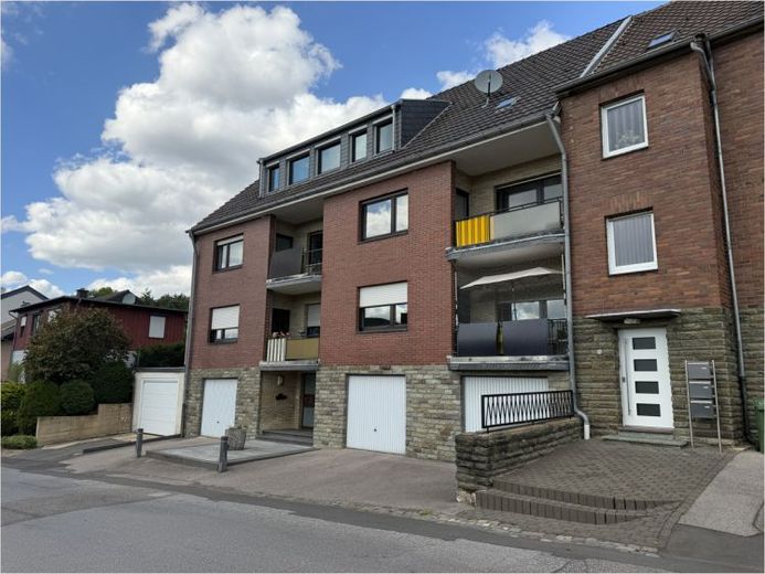 Luminoso appartamento di 3 locali ad Aachen Eilendorf – Foto 1