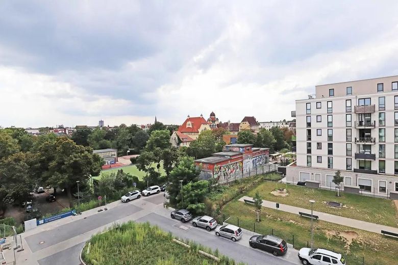 Lichtdurchflutete Traumwohnung, herrlicher Ausblick und Westbalkon - für Paare – Ausblick vom Balkon