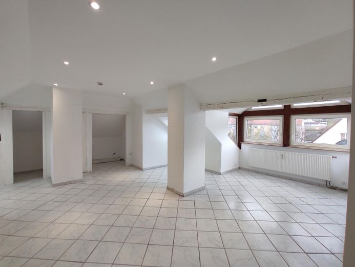 Renovated apartment in a central location in Ansbach – Wohnbereich