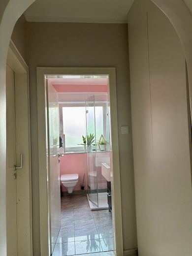 Gadrobenschrank + Gästebad