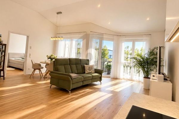 COMFORT PURO CON ASCENSORE E BALCONE