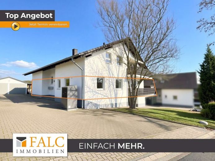 Wohnen auf einer Ebene – 143 m² modernisiert mit Balkon & Garage – Foto 1