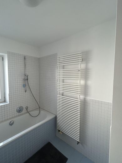 2 Zimmer mit Aussicht und Balkon – Foto 2