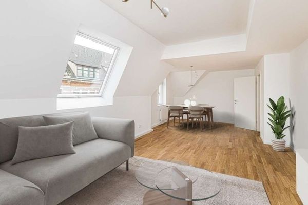 ÜBER DEN DÄCHERN DER SÜDVORSTADT | Großzügige 3-Raum-Dachgeschosswohnung mit wertiger Ausstattung