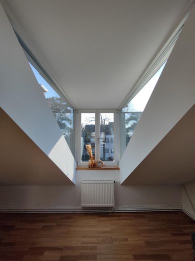 Lichtflutende Dachgaube