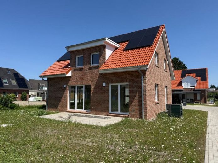 Neubau mit Zukunft
Energieeffizientes Einfamilienhaus mit hoher Wohnqualität in Ritterhude – Foto 1