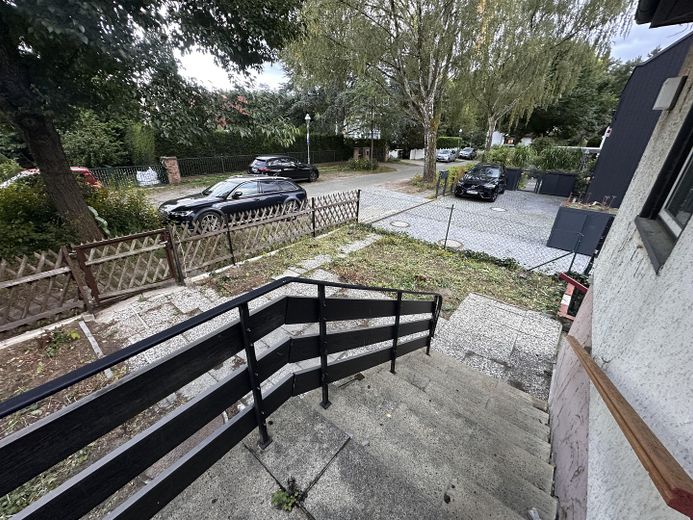 Hermsdorf: casa unifamiliare indipendente su terreno di 492 m² con potenziale di sviluppo – Foto 8