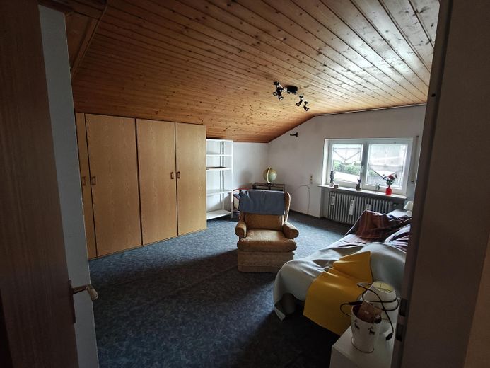 Maison mitoyenne bien entretenue en emplacement central – Kinderzimmer OG 