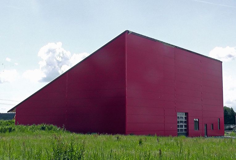Hohe Gewerbehalle, Lager- und Produktionshalle Nähe A 96/A 7, Nähe Flughafen, grosser Aussenbereich – Ansicht Ost