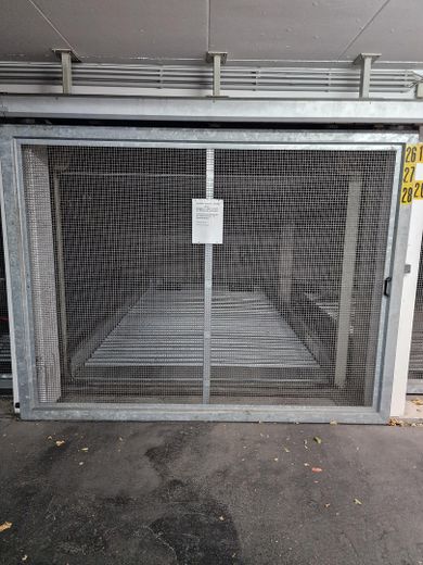 Tiefgaragenstellplatz