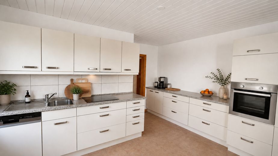 Apartamento de 3 habitaciones en Salem-Beuren | renovado antes de la ocupación | 79 m² | plaza de aparcamiento – Visualisierung Küche