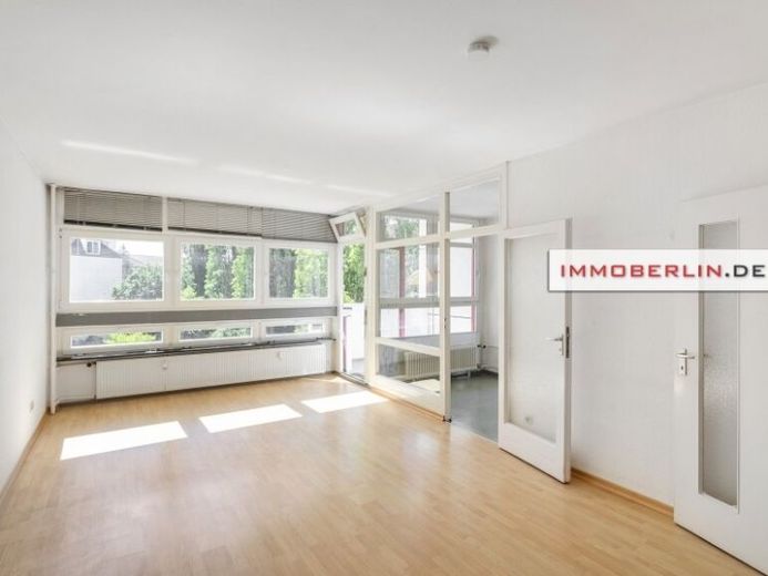 IMMOBERLIN.DE - Helle Wohnung mit ruhiger Sonnenloggia innerhalb einer exzellenten Infrastruktur – Foto 1