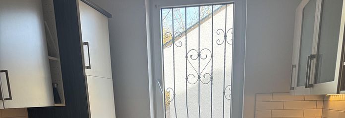 Einbauküche mit Induktionsfeld