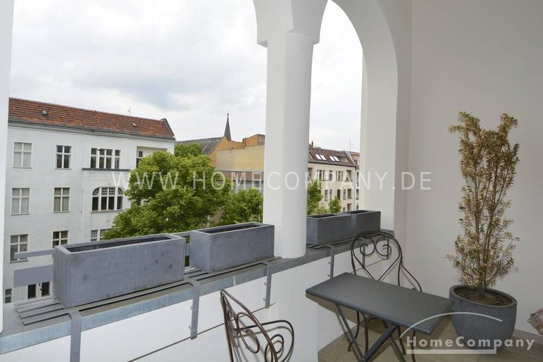 Appartamento duplex di lusso nel cuore di Charlottenburg, Berlino, arredato. – d987ca5333f519fe943fcb2dcdde321c958dff89.jpg