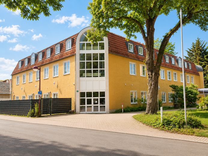 Grote gezinswoningen met 3 tot 10 kamers | Meerdere badkamers | In de buurt van Leipzig – Foto 1
