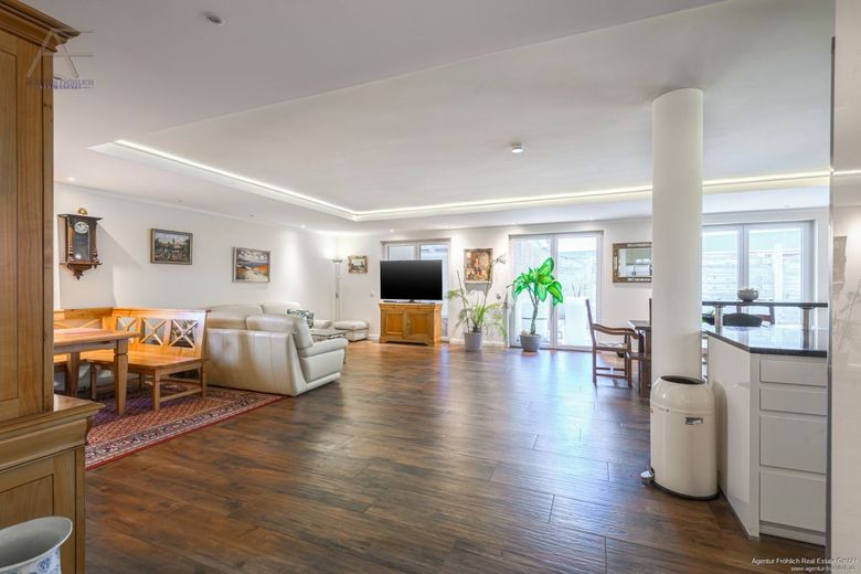 Unternehmerresidenz vor den Toren Münchens - Luxuswohnen &amp; Business unter einem Dach – Bild 19